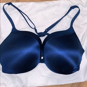 Victoria’s Secret push-up bra size 32D